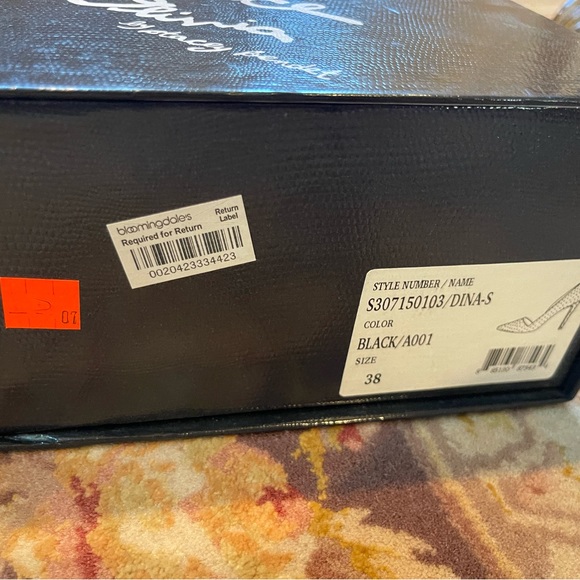 Euc black studded heels - Picture 4 of 4